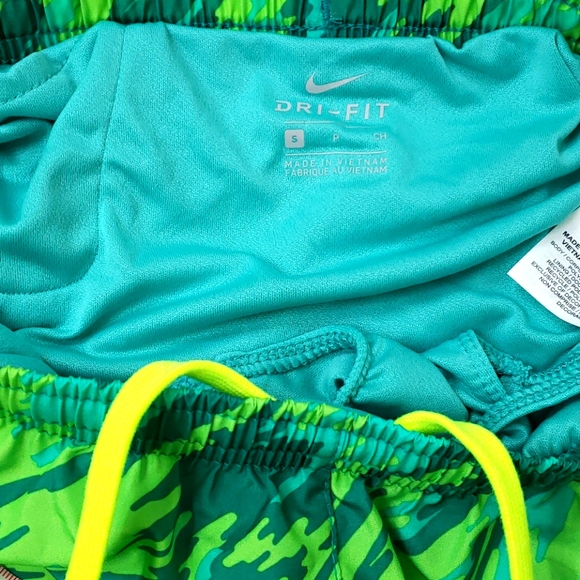 Nike girls S running dri-fit athletic shorts NWT - Picture 6 of 11